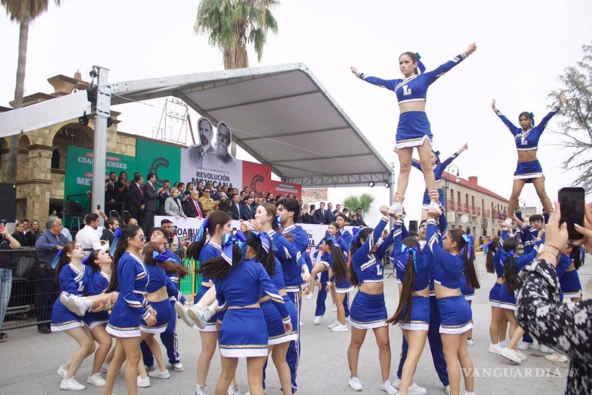 $!Contingentes escolares y corporaciones marcharon por el centro de Múzquiz.