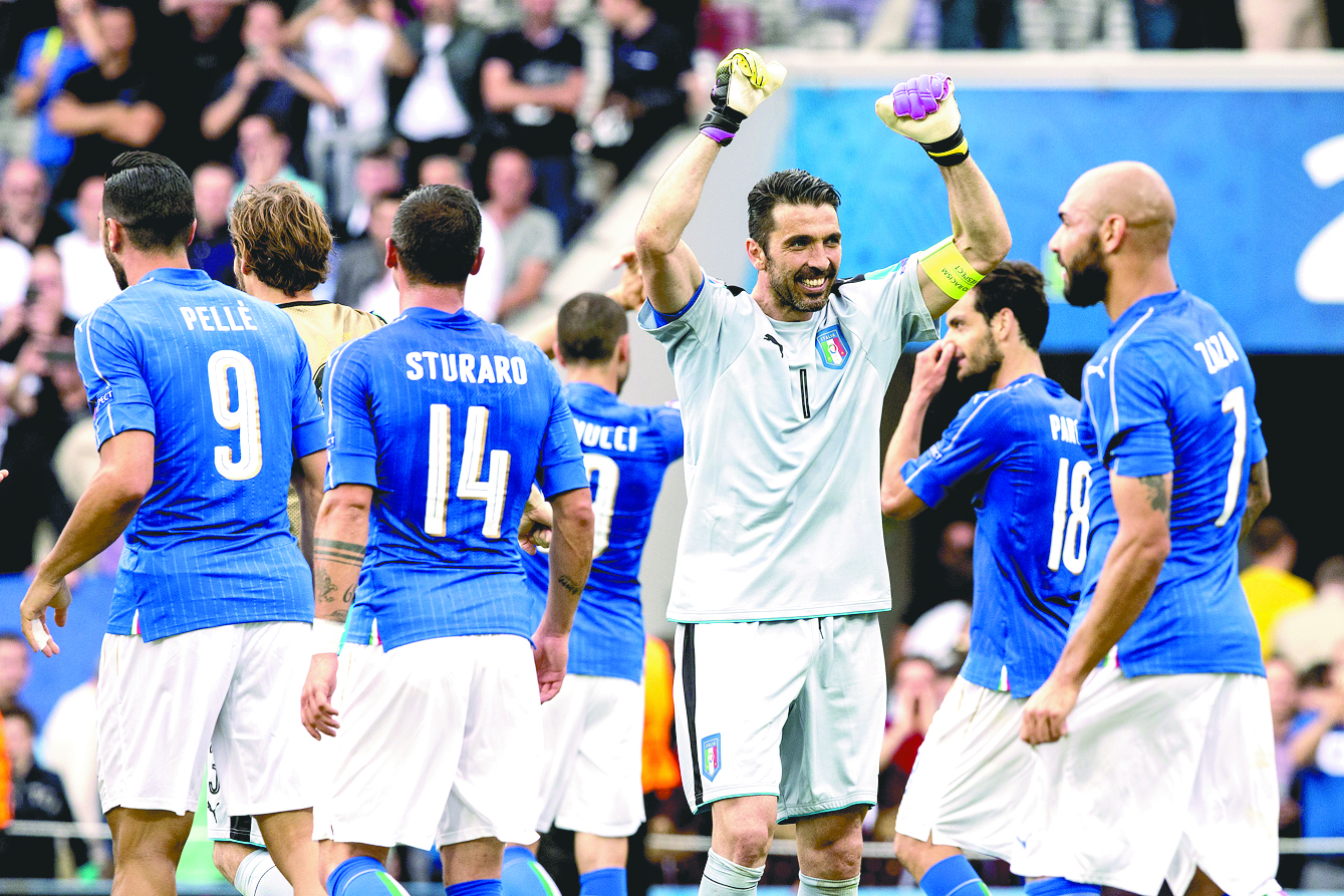 Busca Italia mantener el invicto