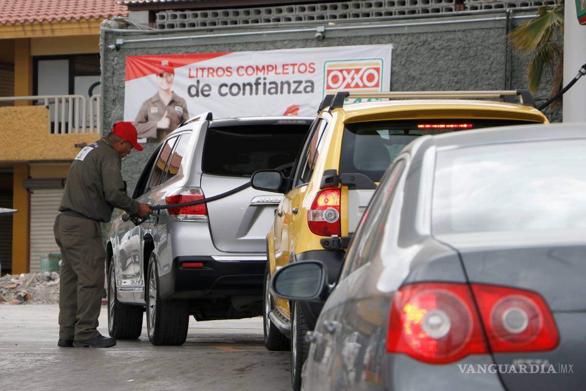 Saltillenses piden su 'tanque lleno' ante el megagasolinazo