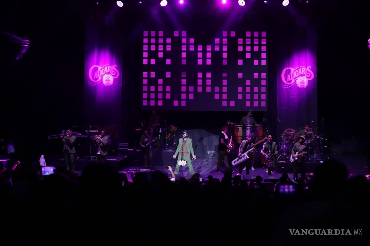 $!Los fanáticos saltillenses respondieron al llamado de la agrupación argentina.