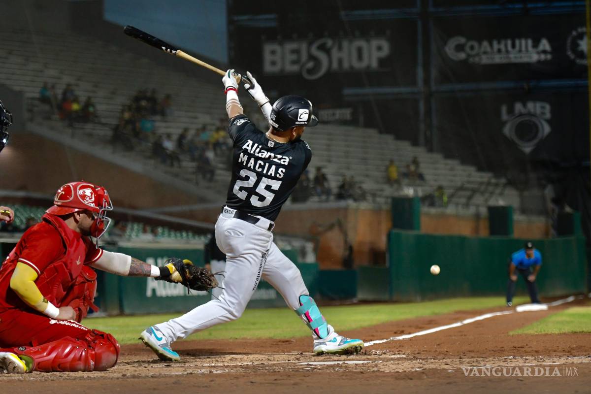 $!Fabricio Macías cerró la ofensiva local con jonrón de dos carreras en la novena, pero no fue suficiente para remontar.