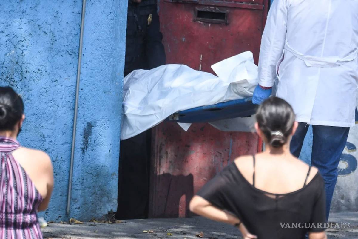 Exmilitar mató a su mujer y se suicidó, en la CDMX