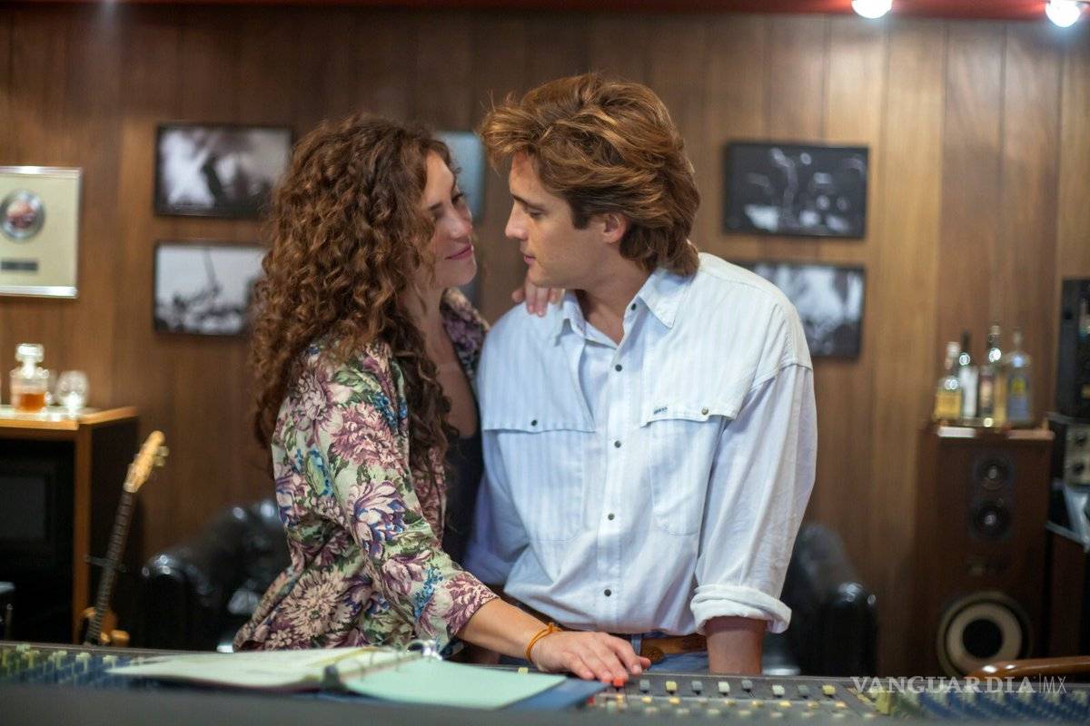 $!Así luce Diego Boneta en la serie de Luis Miguel