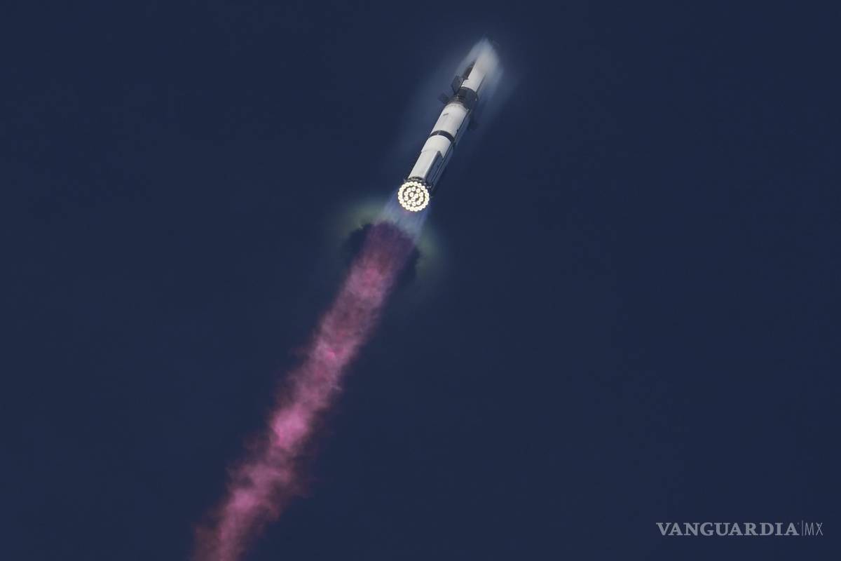$!Este cohete es parte esencial del plan que tiene Elon Musk para realizar viajes a Marte.