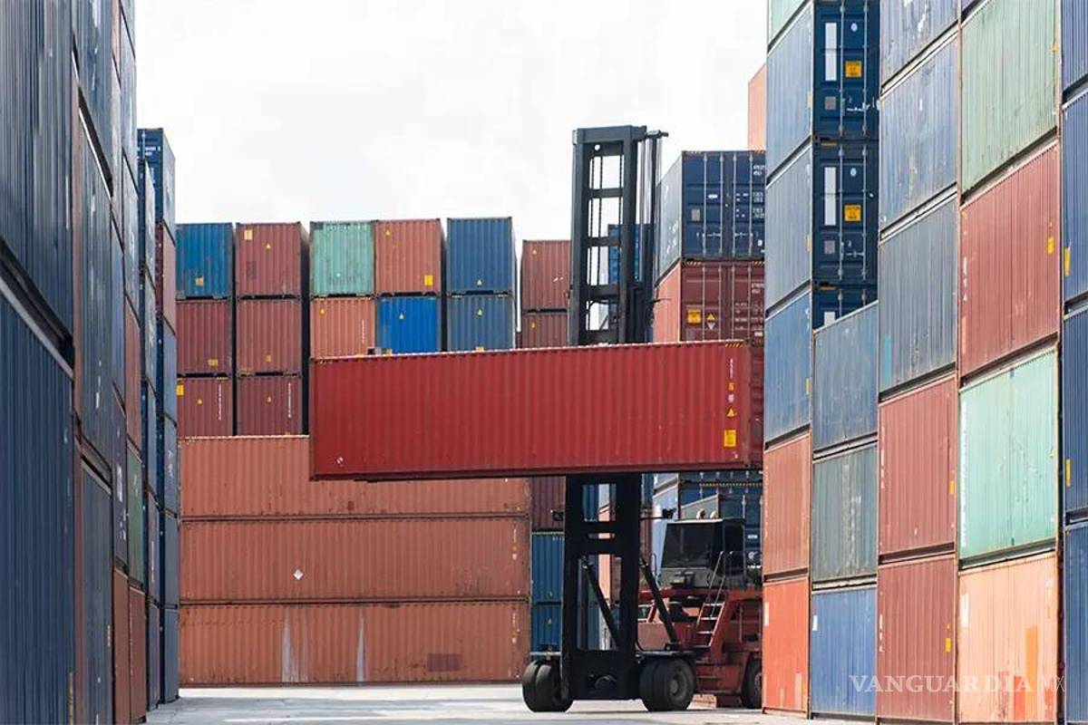 PAN y PRI acusan corrupción en Aduanas; Morena celebra operativo