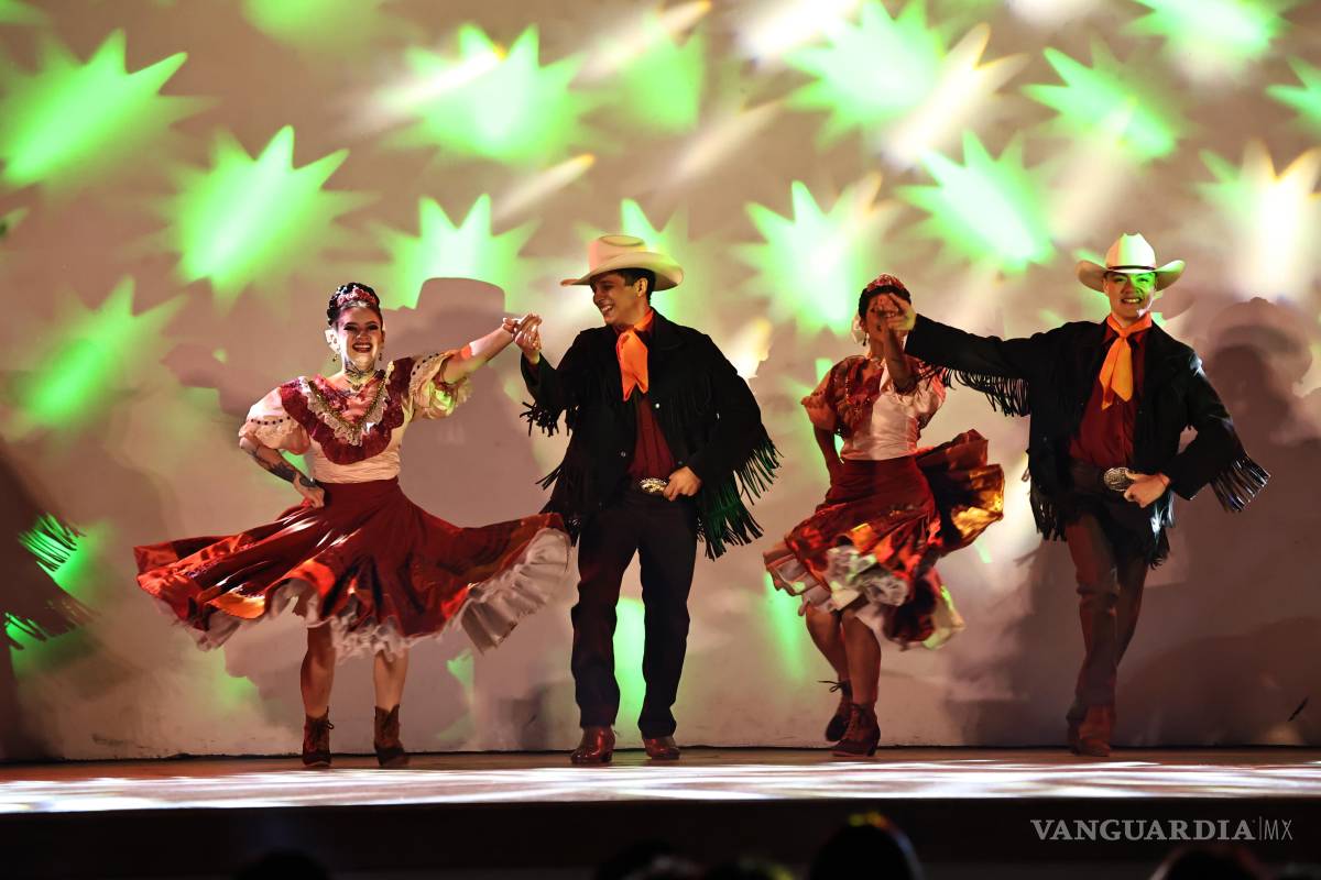 $!FINA 449: El norte de México baila al ritmo del folklore en Saltillo