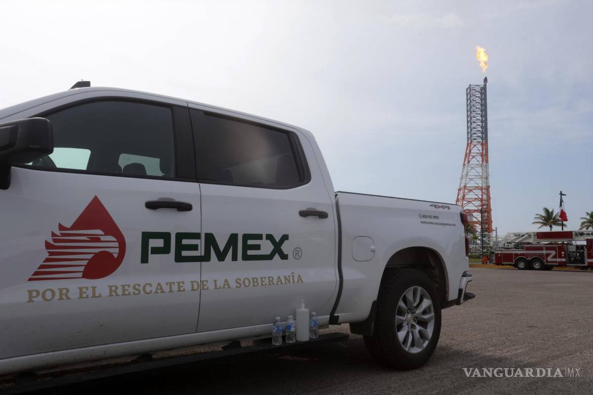 Pemex recurre a préstamos más caros con bancos