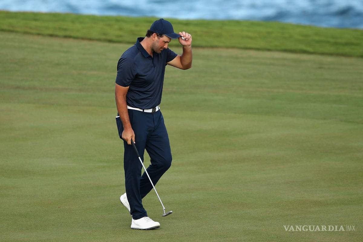 Tony Romo regresa al campo de juego y no para jugar futbol americano