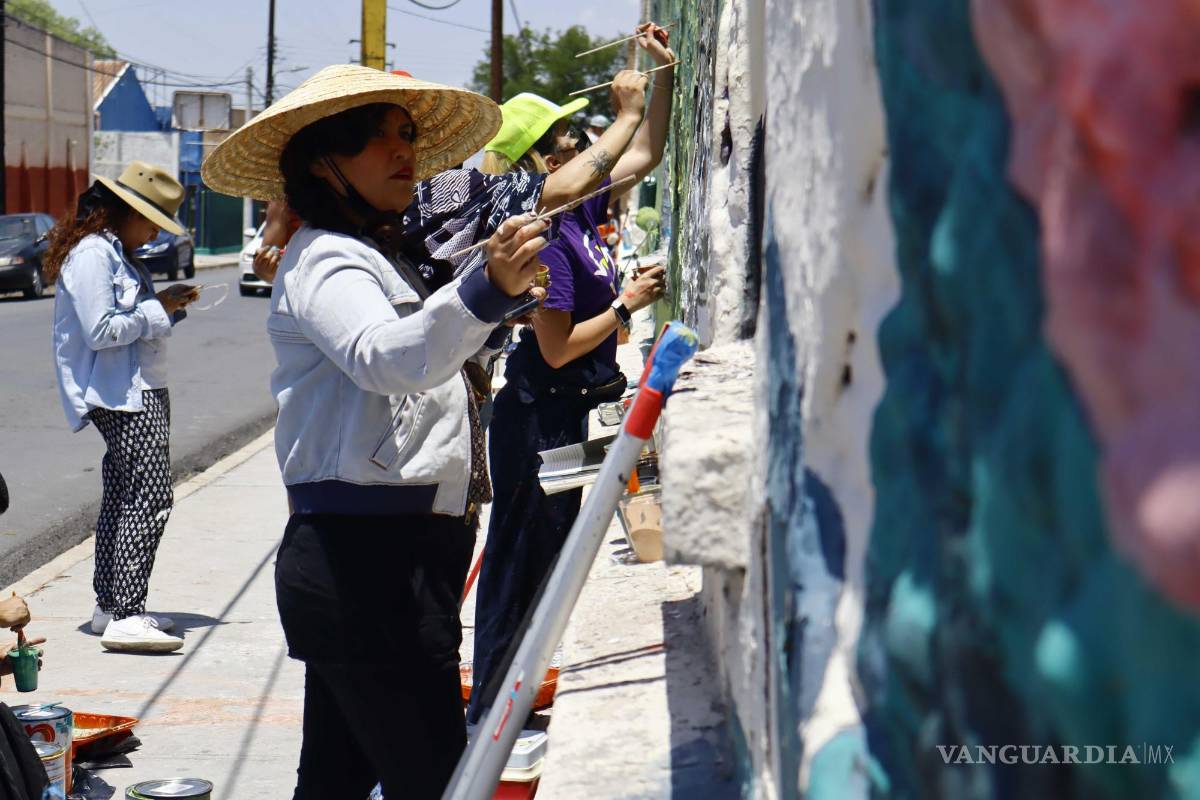 “Sin la sierra de Zapalinamé, Saltillo no existe”; colectivo regresa con arte en muros de la ciudad