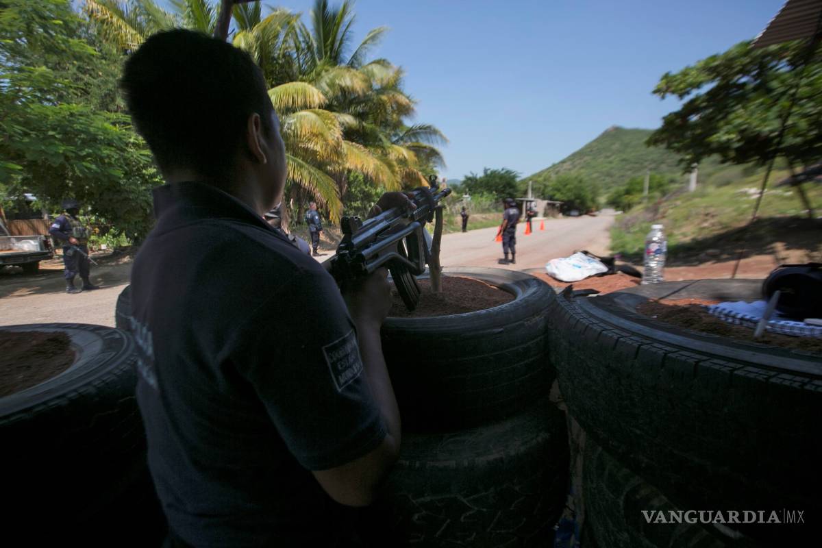 Suspenden festejos por acecho del narco