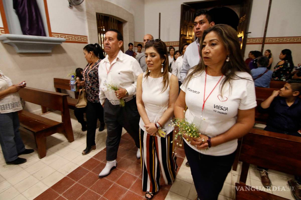 $!La procesión del silencio se apodera de Viesca