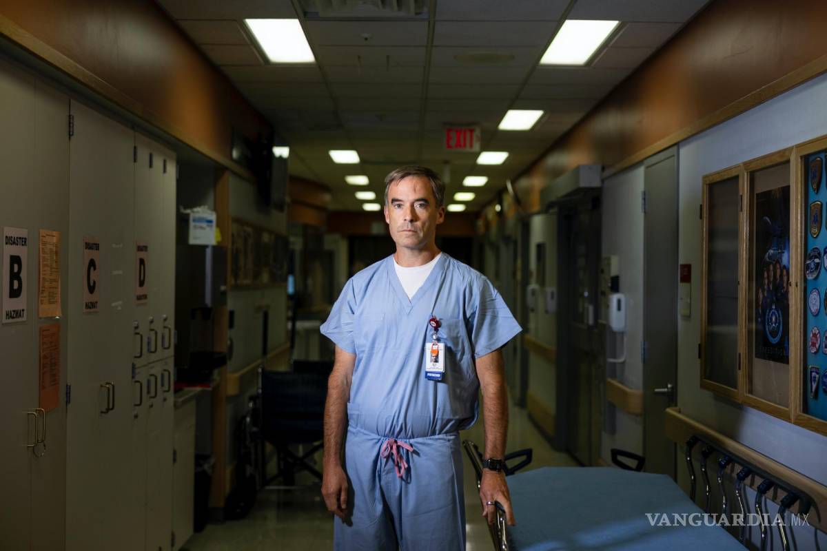 $!El Dr. James Miner, jefe de medicina de emergencia, dijo que escuchó por primera vez en 2020 sobre los dispositivos “switch”.