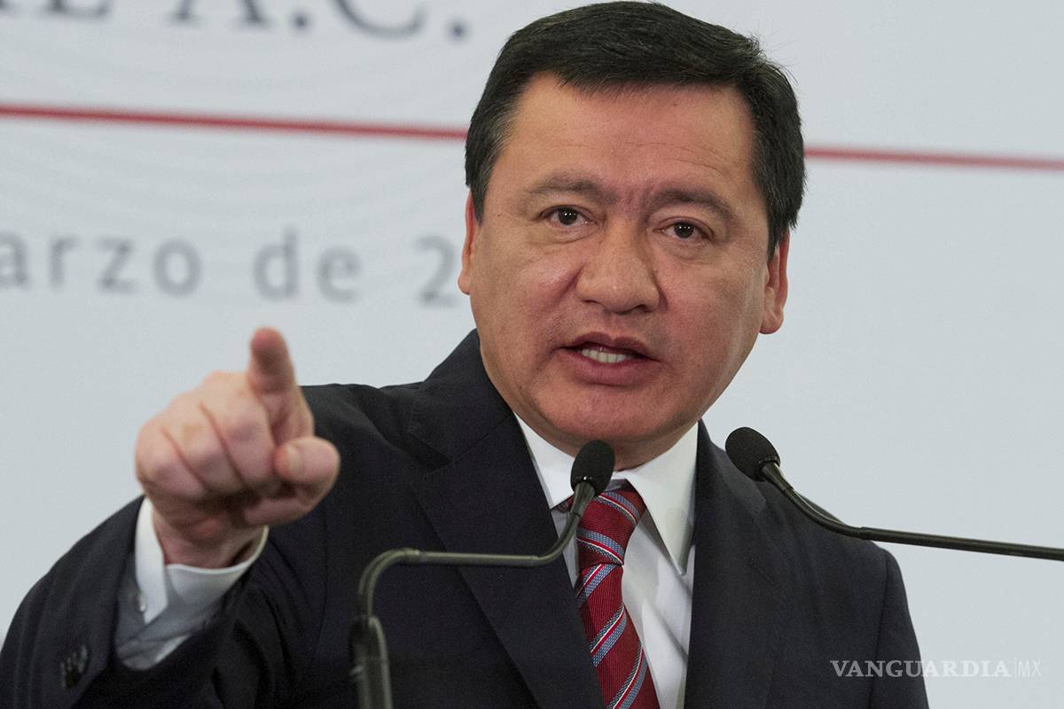Vamos por 'huachicoleros' que operan en Veracruz y Puebla: Osorio Chong