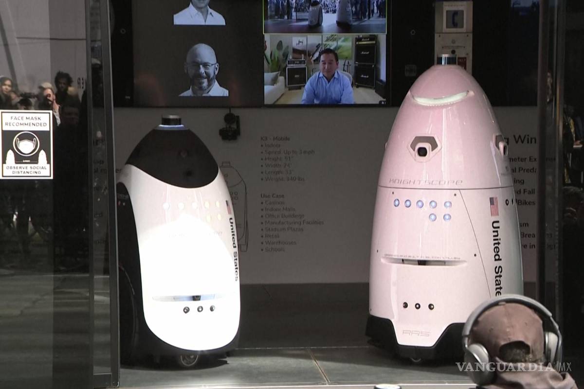 $!This image taken from video provided by New York City Office of The Mayor, K5 Autonomous Security Robot (ASR) departs news conference on Tuesday, April 11, 2023 in New York. New York City officials unveiled three new high-tech policing devices Tuesday, including Digidog, that critics called creepy when it first joined the police pack 2 1/2 years ago. (New York City Office of The Mayor via AP)