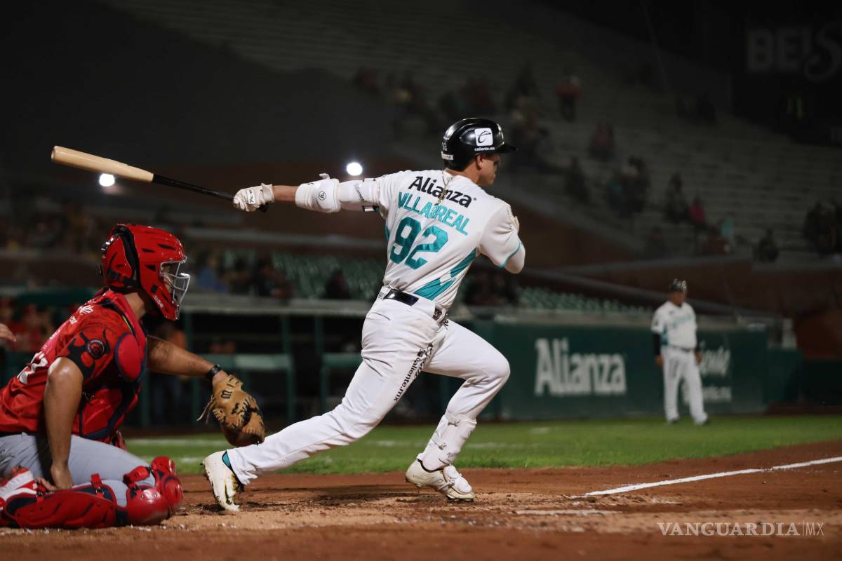 $!Saraperos de Saltillo abrió con triunfo la serie ante Caliente de Durango al imponerse 13-1 en el Estadio Francisco I. Madero.