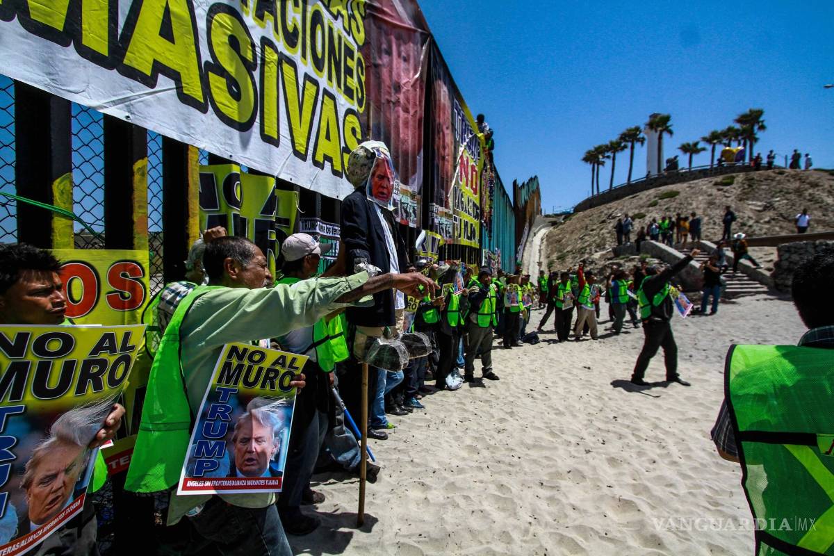 $!En día de las madres, se la recuerdan a Trump con protesta en la frontera