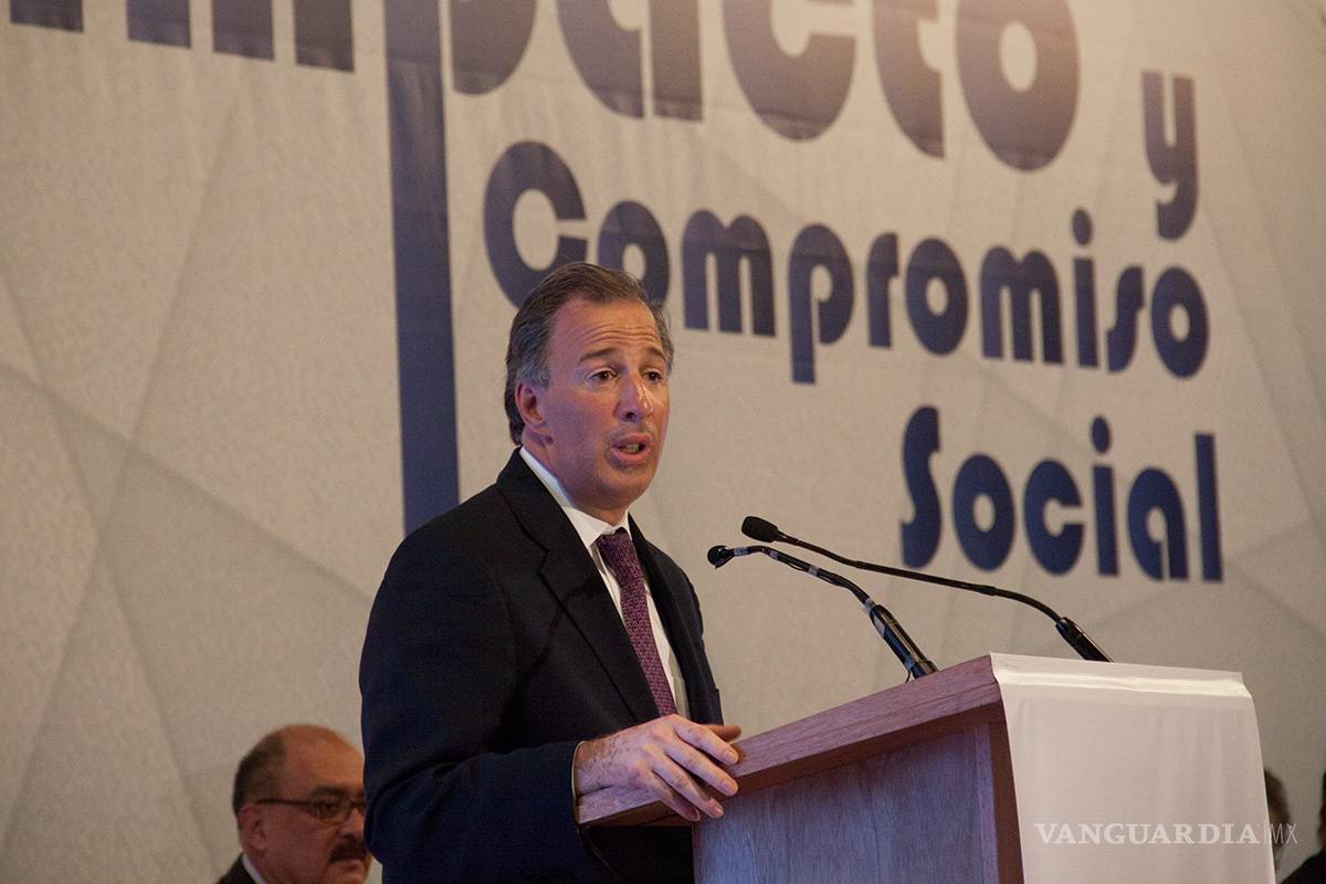 SHCP no descarta usar línea de crédito con FMI