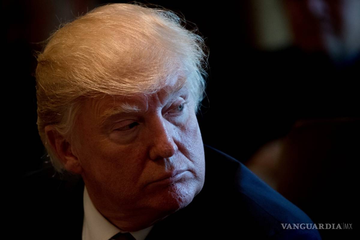 Entorno de Trump blande los sables contra Robert Mueller