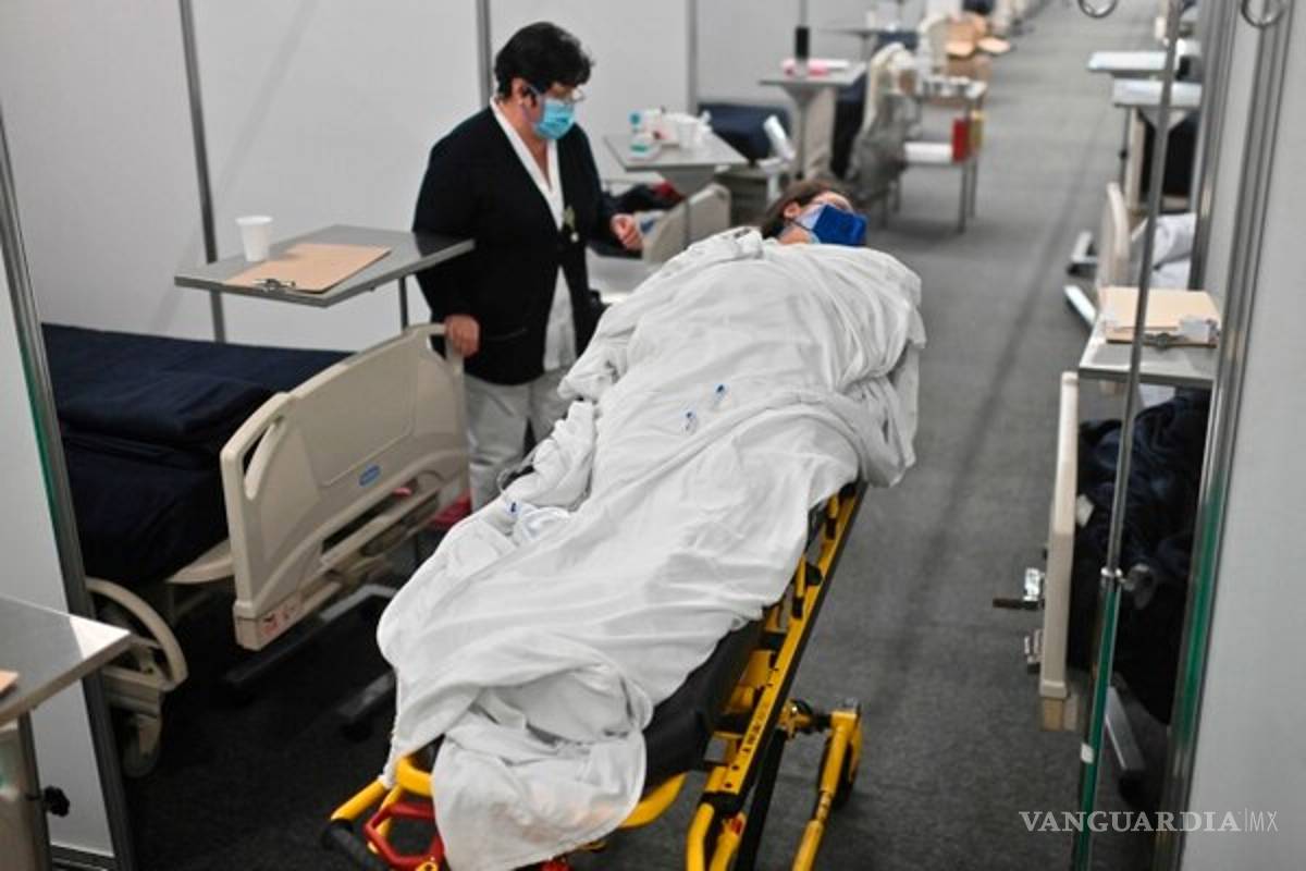 Han muerto 2 mil 397 trabajadores de la salud por COVID-19 en México