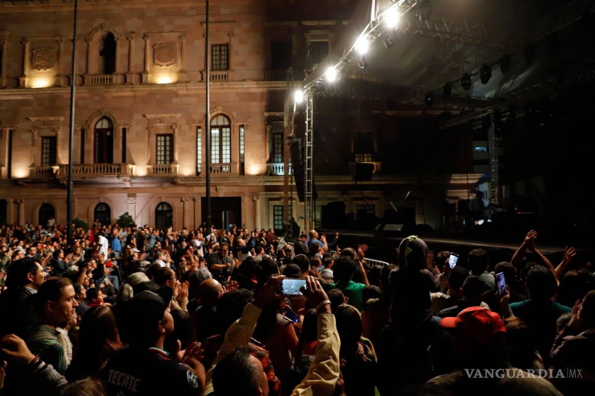 $!Fito Páez cautiva a Saltillo en cierre del Festival Julio Torri