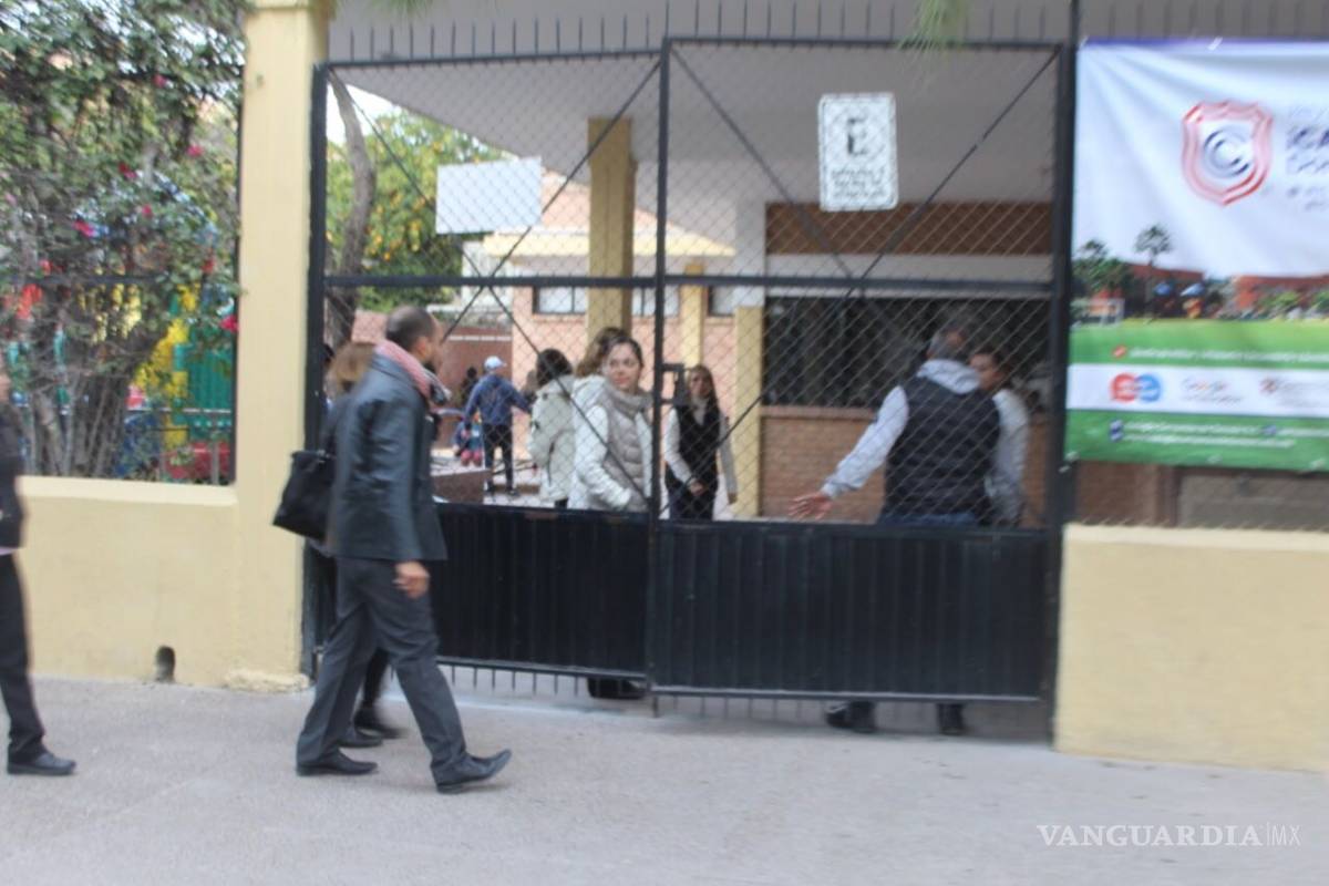 Así fue el regreso a clases en el Colegio Cervantes de Torreón tras tiroteo