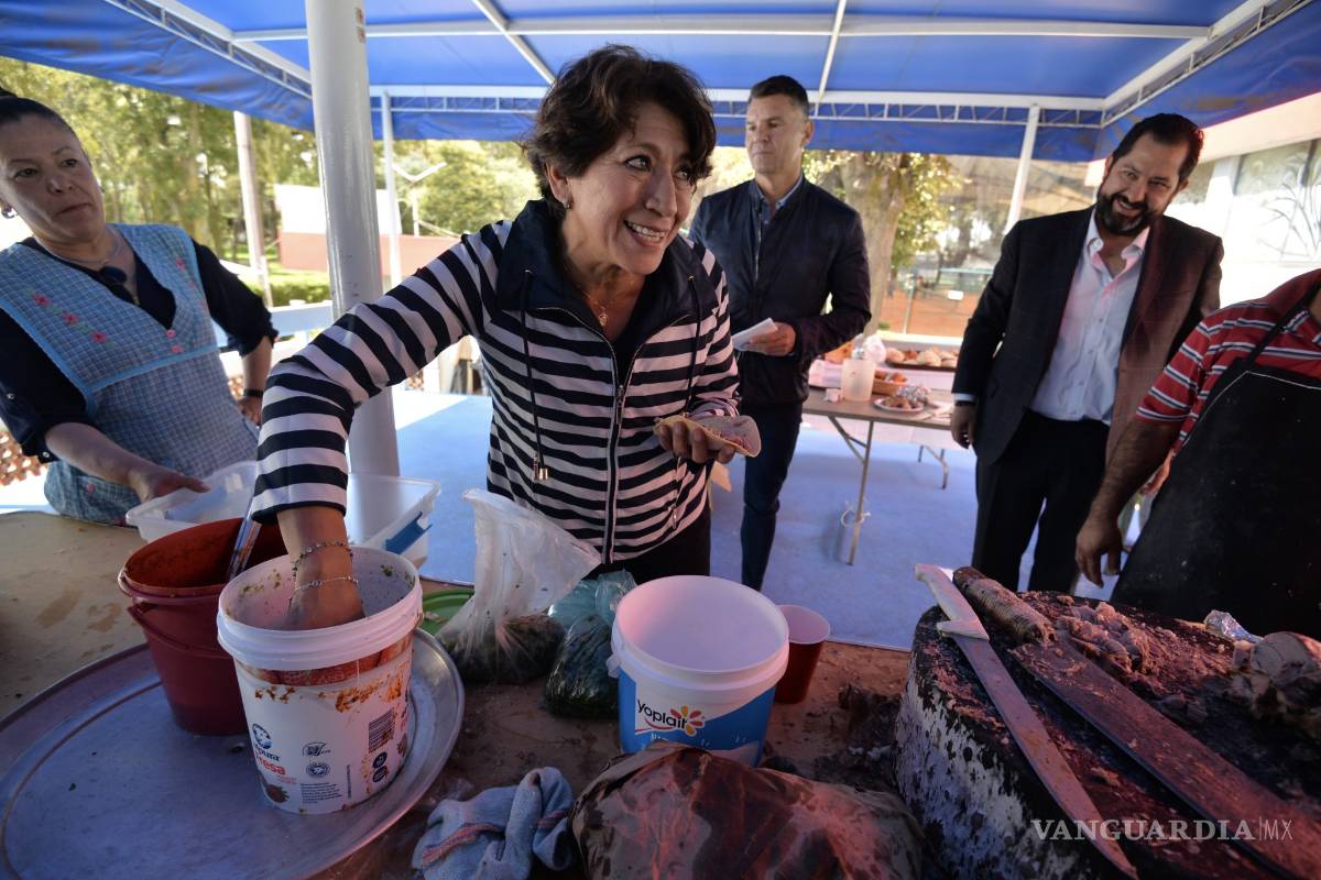 Ligan a nueva titular de la SEP con Elba Esther Gordillo