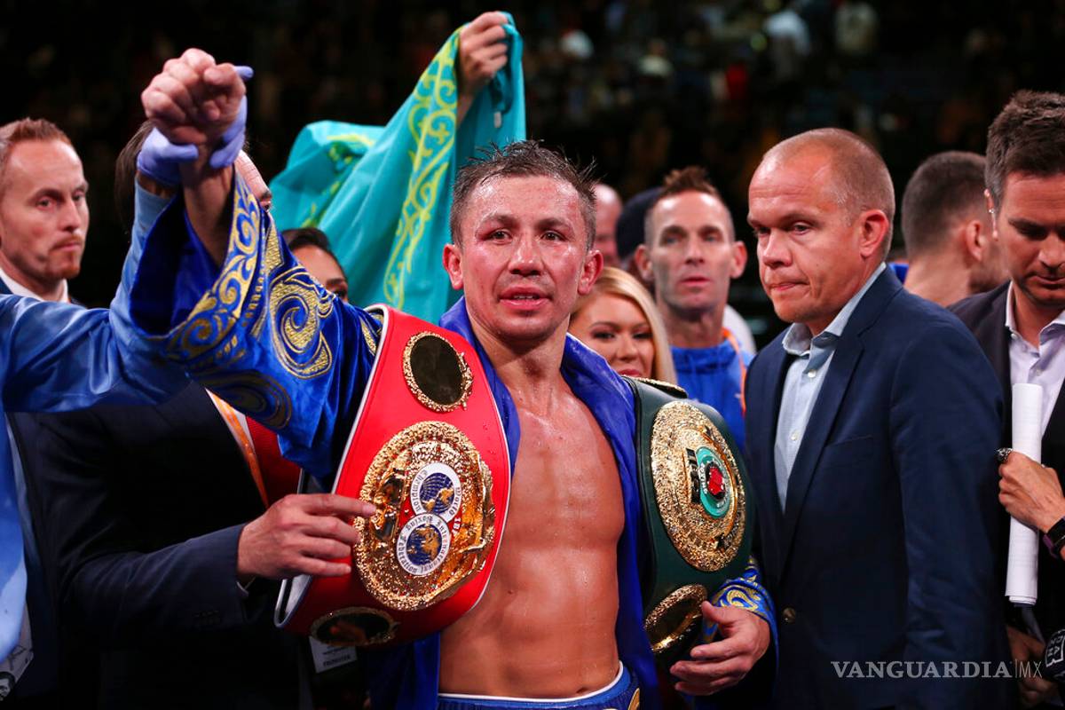 Golovkin derrota a Derevyanchenko y va por el 'Canelo'