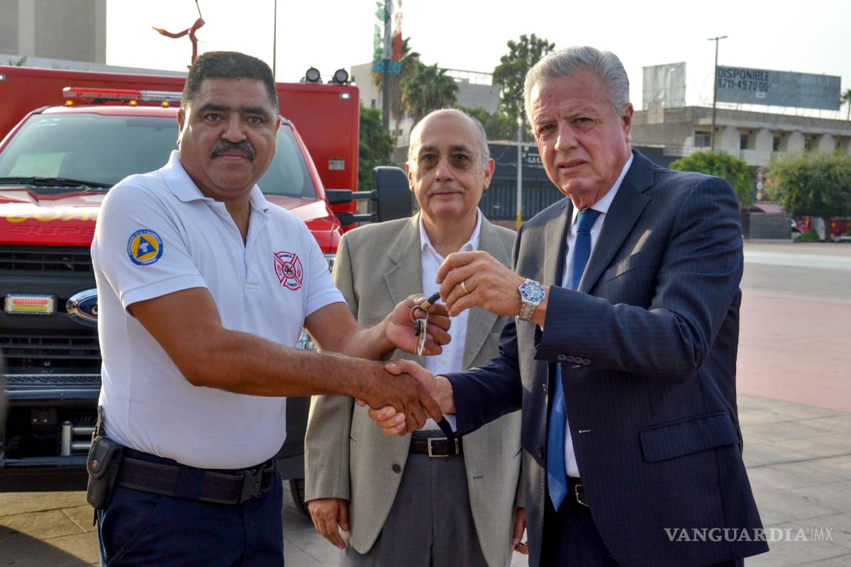 Entregan equipo al Cuerpo de Bomberos de Torreón