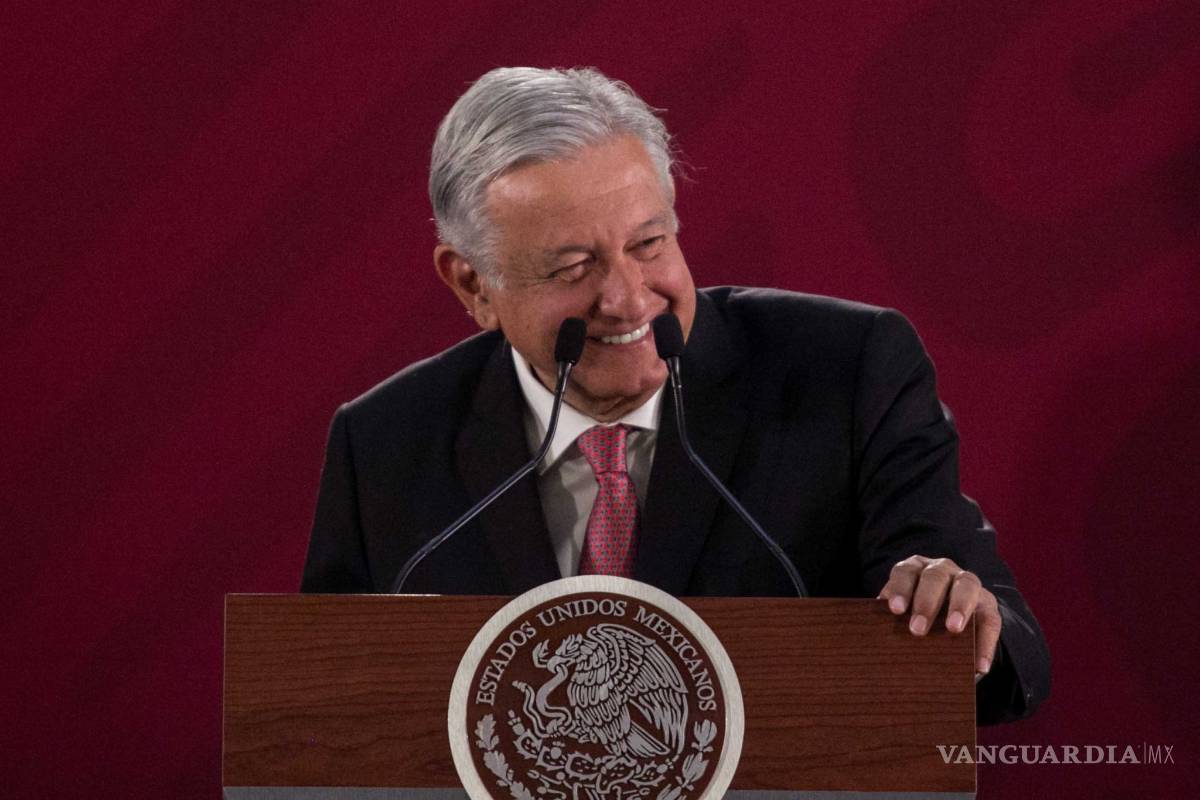 Responde AMLO a calificación de Standard &amp; Poor’s: 'El país crece económicamente'
