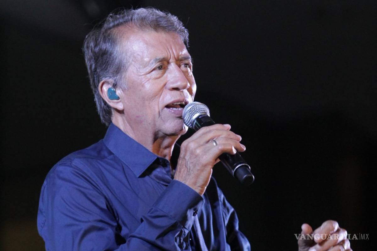 Tras más de 50 años de carrera, Napoleón anuncia su retiro definitivo de los escenarios