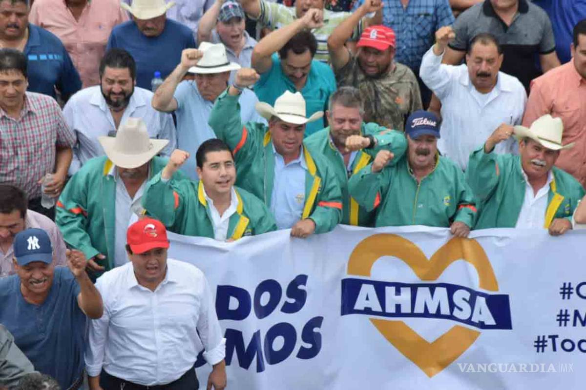 $!Marchan miles por la estabilidad de Altos Hornos de México, en Monclova