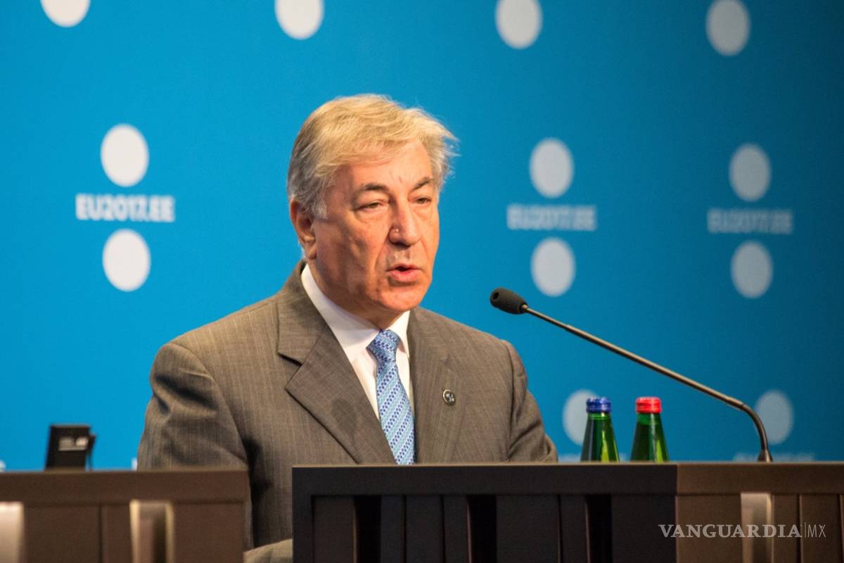 Afirma Karmenu Vella que “estamos matando nuestros océanos”