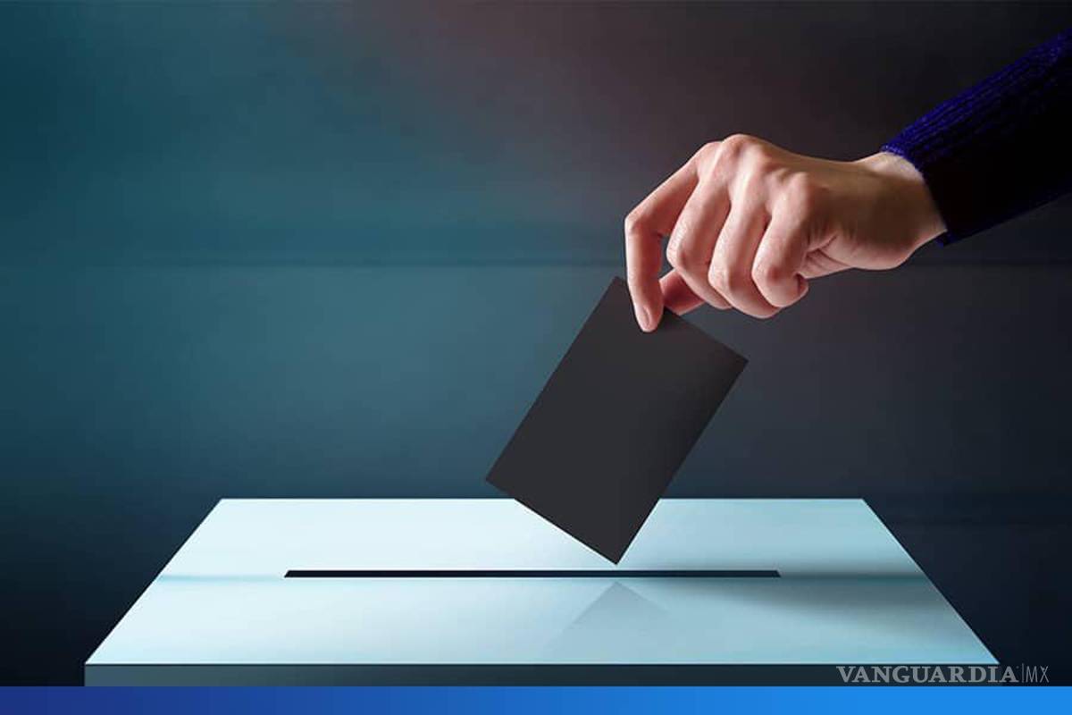 Morena presenta reforma para elegir a ministros por voto popular