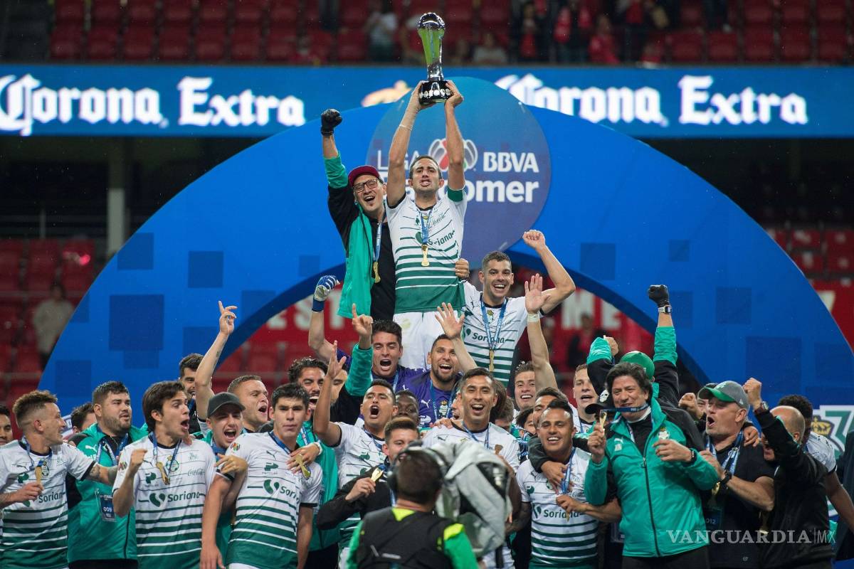 $!Alejandro Irarragorri deja la presidencia de Club Santos y podría ir al Atlas