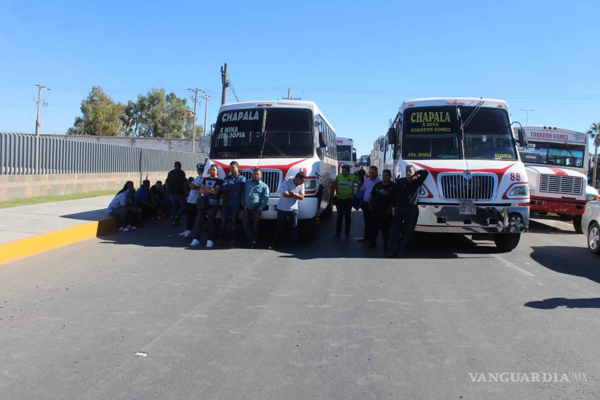 $!Laguneros se manifiestan por ‘gasolinazo’; realizan tres movimientos