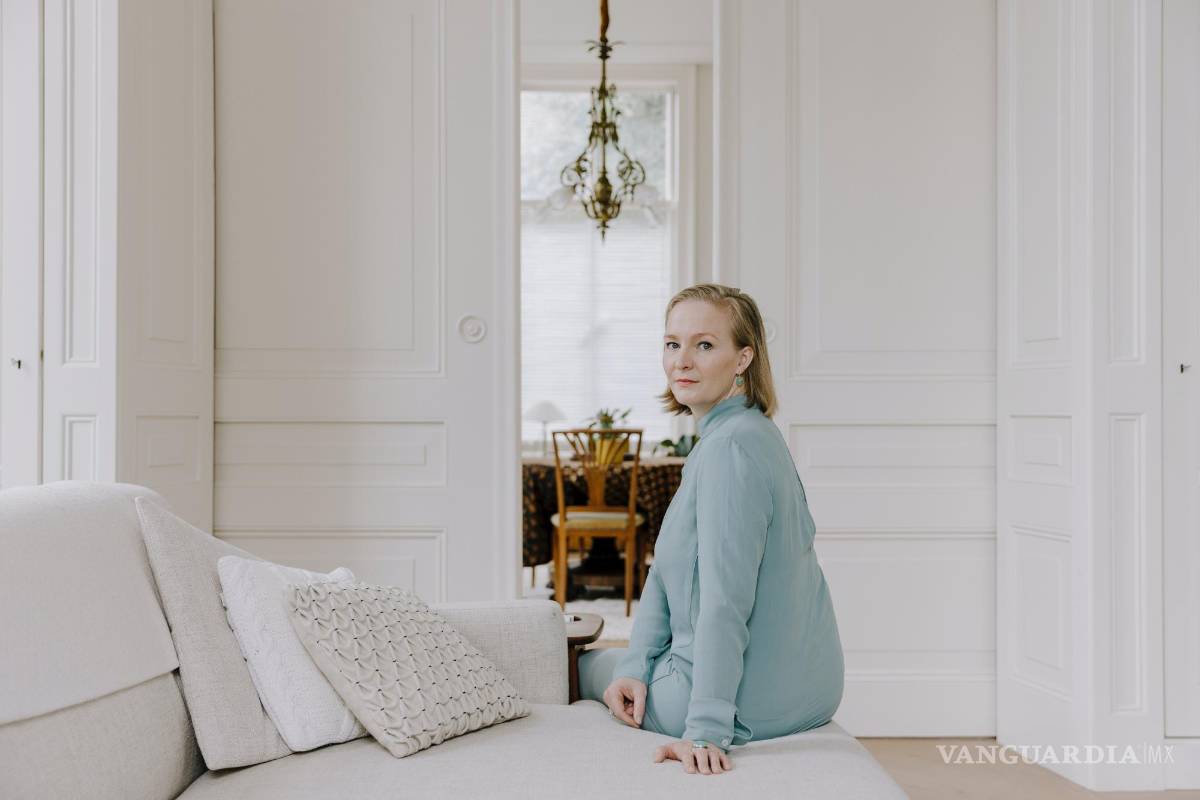 $!Marietje Schaake, exmiembro del Parlamento Europeo y experta en tecnología, en su casa de Haarlem, Países Bajos.