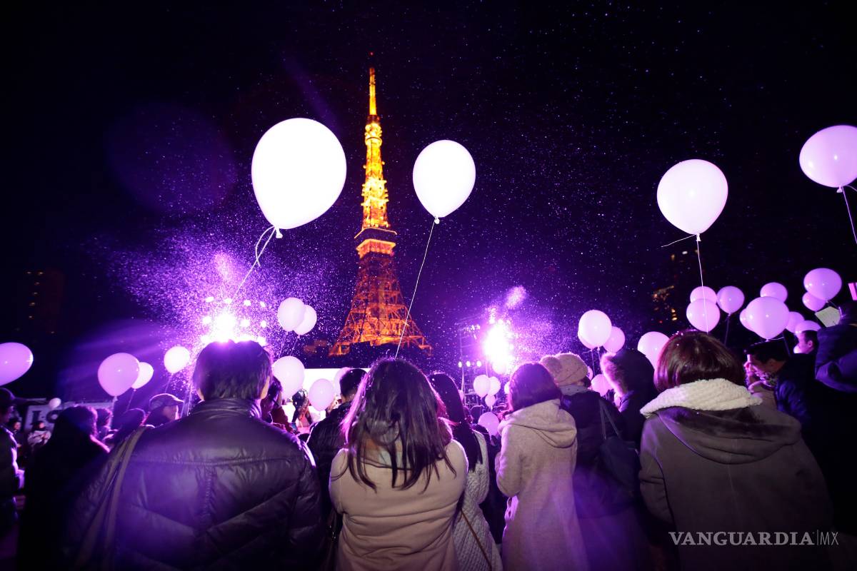 $!El mundo comienza a dar la bienvenida al 2016