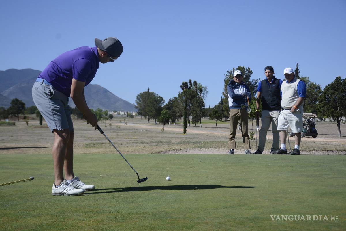 Bastoneros abren con torneo de la primavera