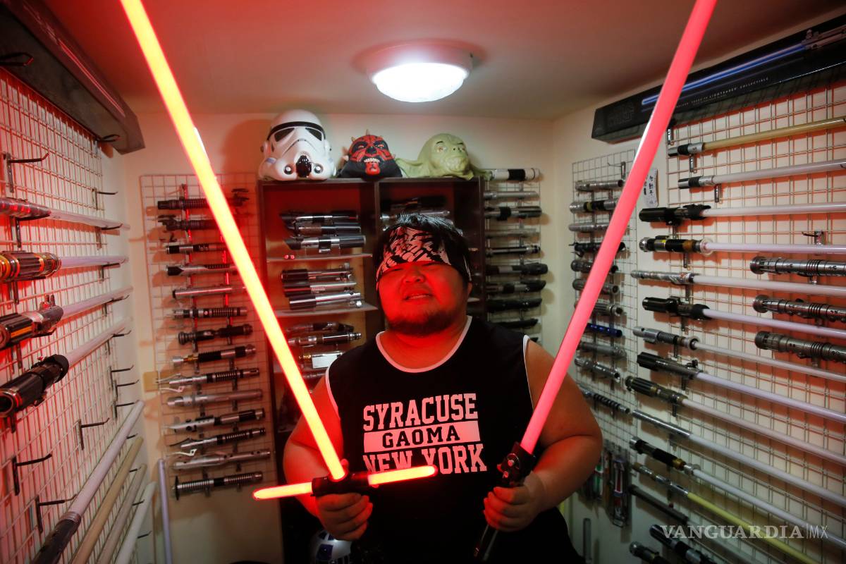 Fan de &quot;Star Wars&quot; se convierte en forjador de sables de luz