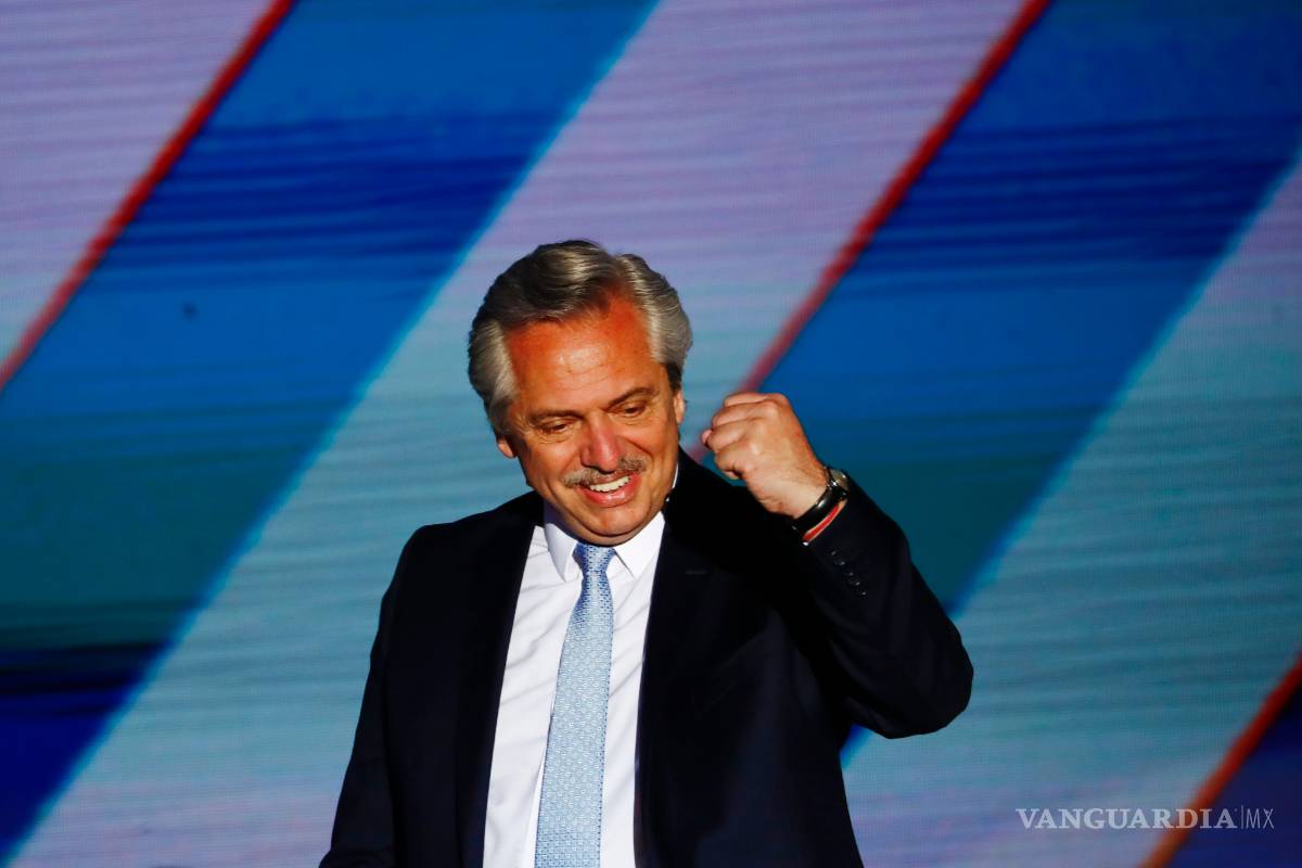 Alberto Fernández busca renegociar la deuda con el FMI para salir de la crisis económica