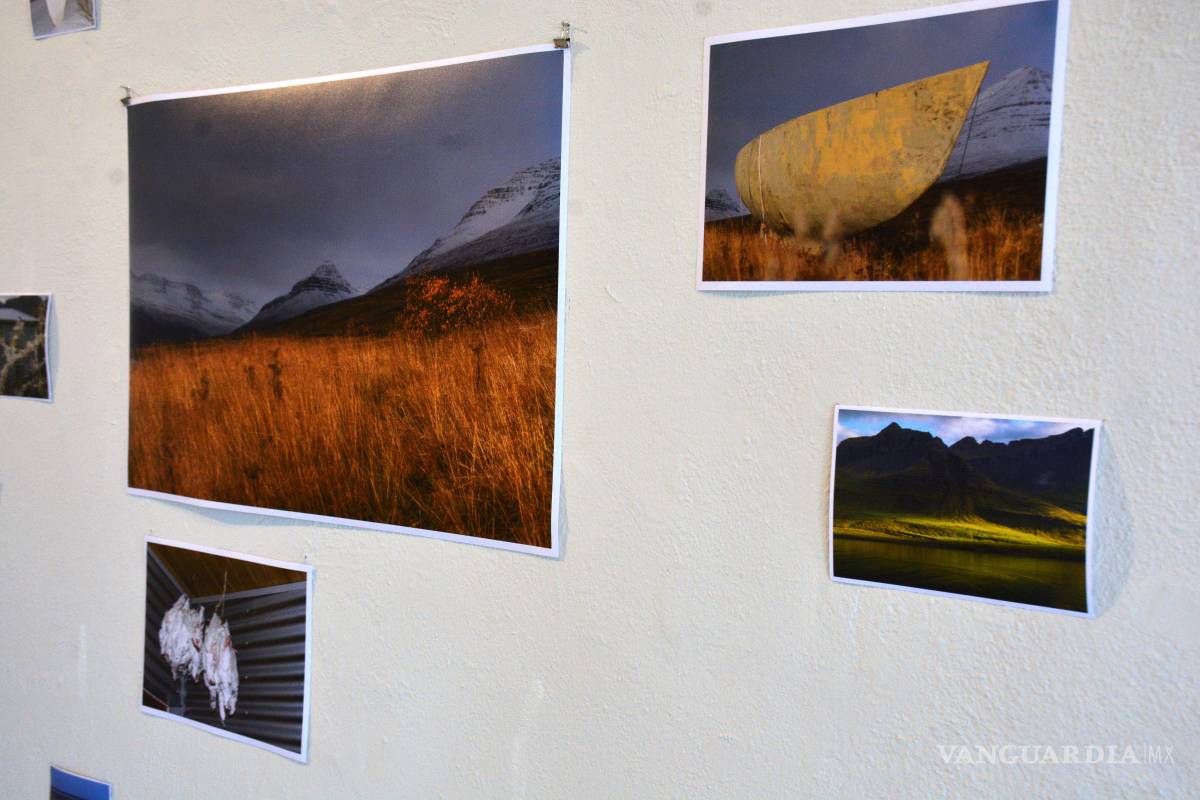 $!Alfredo Esparza fotografía la decadencia y resistencia rural de Islandia, tan parecida a la de Coahuila