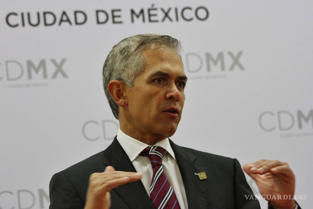 Mancera pide reunión con la SEP para tratar tema de excluidos