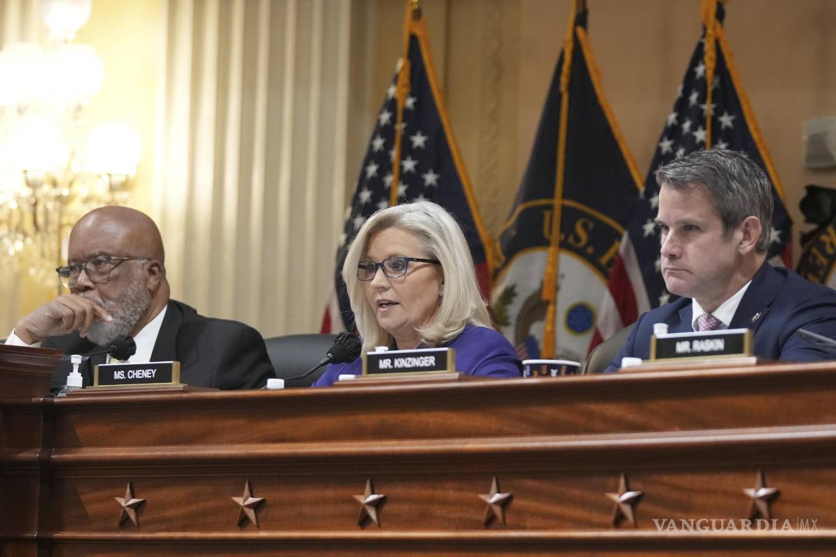 $!La representante Liz Cheney (R-Wyo.) habla durante la última reunión pública del comité de la Cámara que investiga el ataque del 6 de enero al Capitolio de EE. UU., en Washington, el lunes 19 de diciembre de 2022.