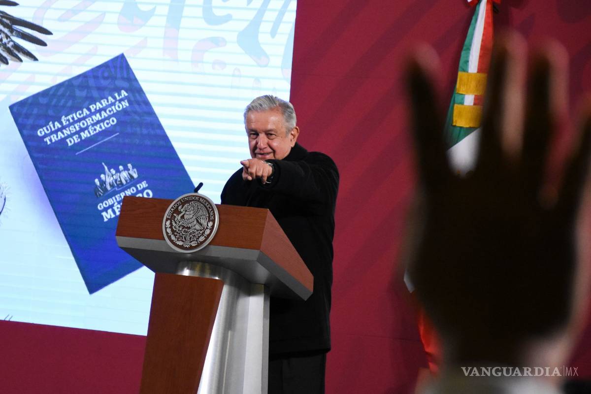 Así se burla Felipe Calderón de la 'Guía ética' de AMLO