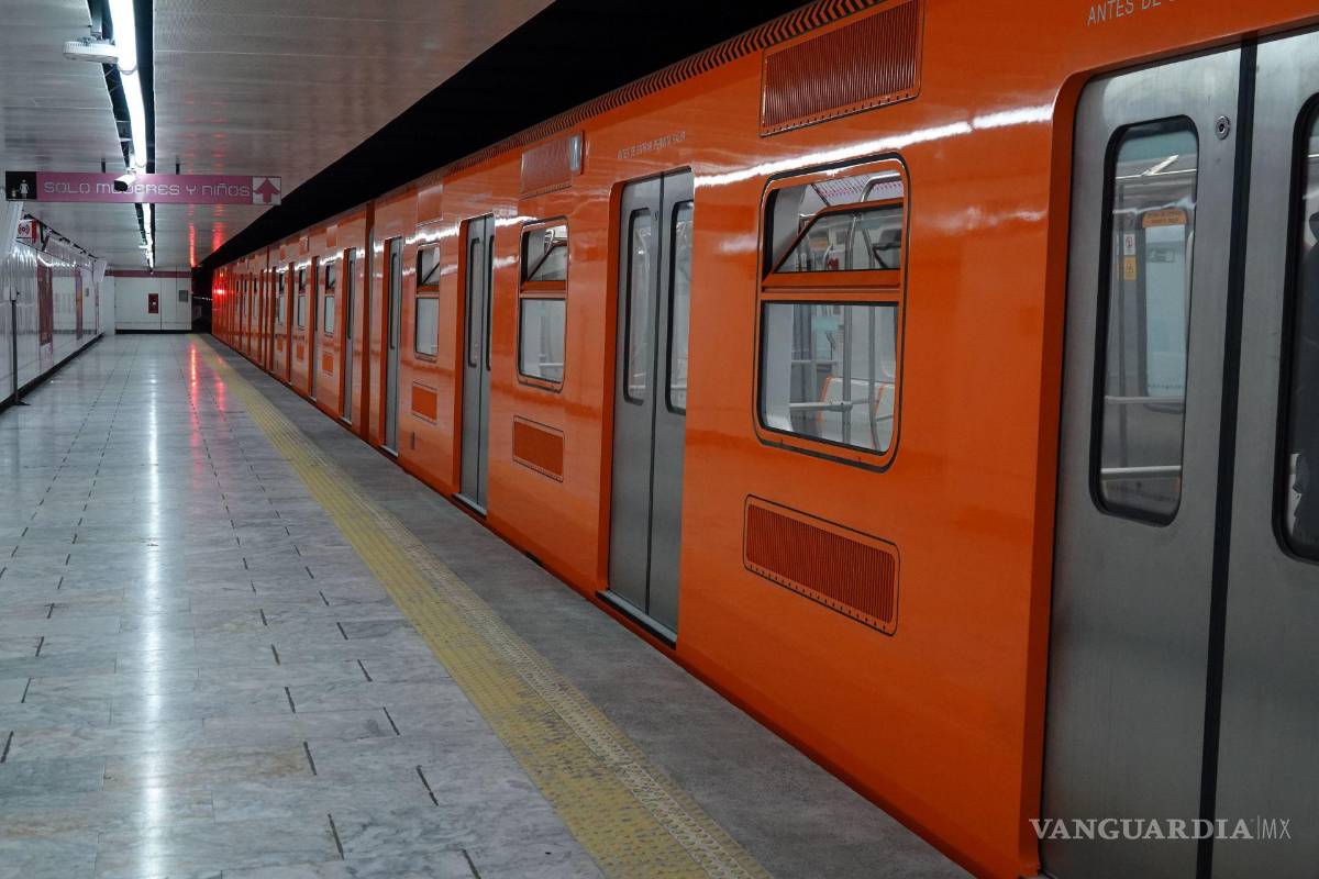 Reportan apagón en Línea B del Metro de CDMX; asegura que se agiliza circulación de los trenes