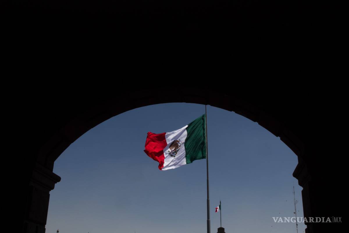 $!10 datos que quizá no sabías de la Bandera Mexicana