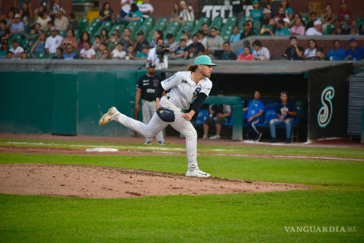 $!El pitcher Tyler Alexander fue el MVP del encuentro ante los Toros.