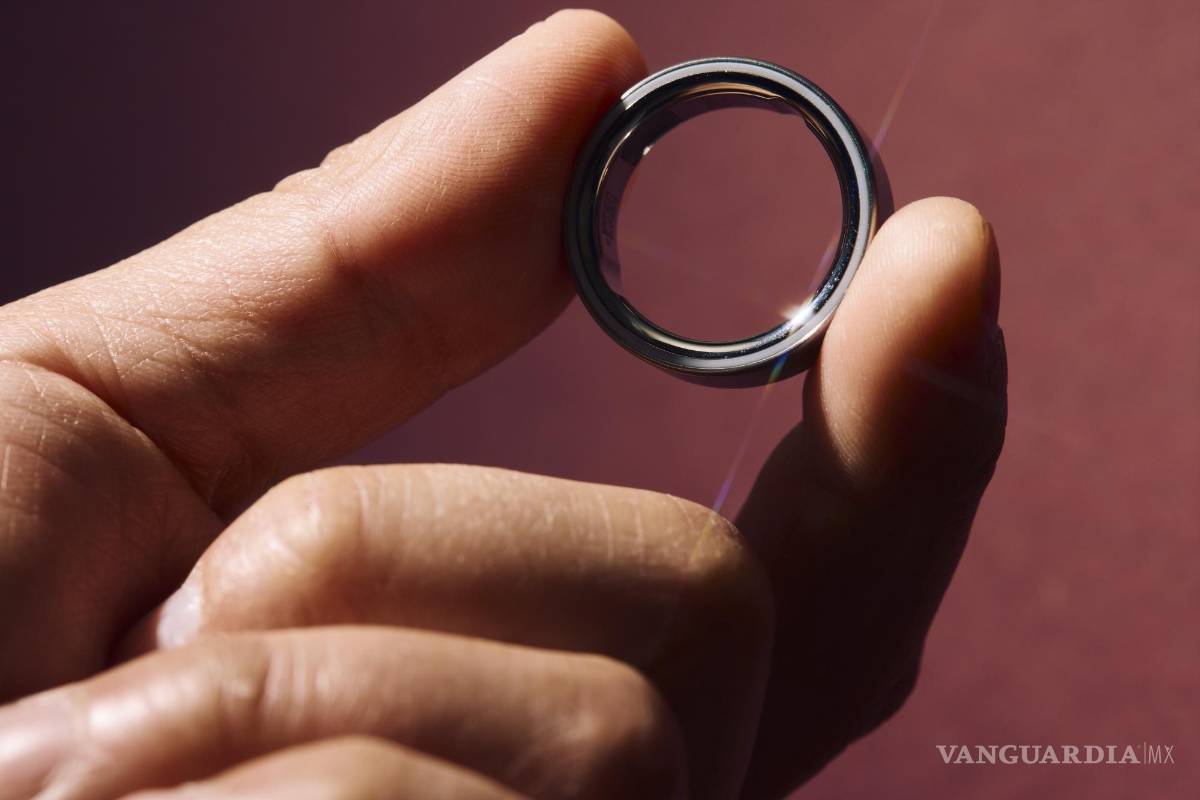 Este anillo en tu dedo monitorea tu sueño. ¿Vale la pena el gasto?
