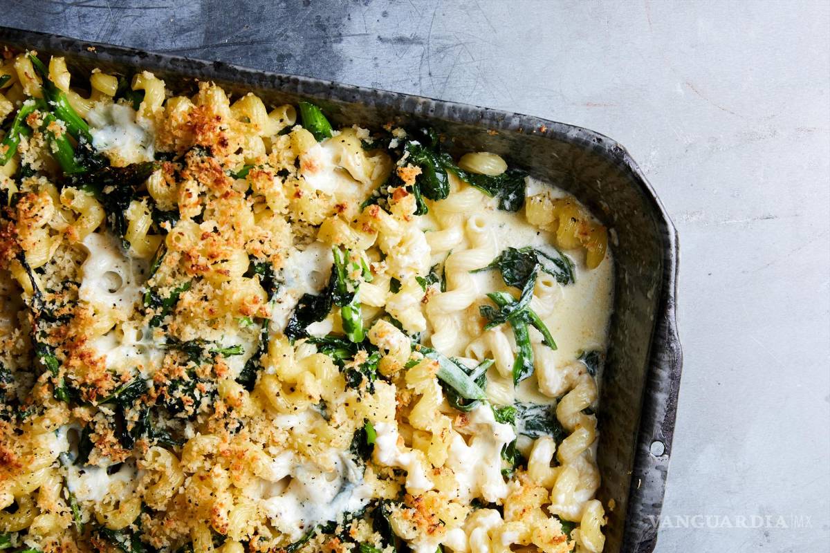 $!La típica pasta Alfredo que se prepara en una sartén: es cremosa y exuberante.