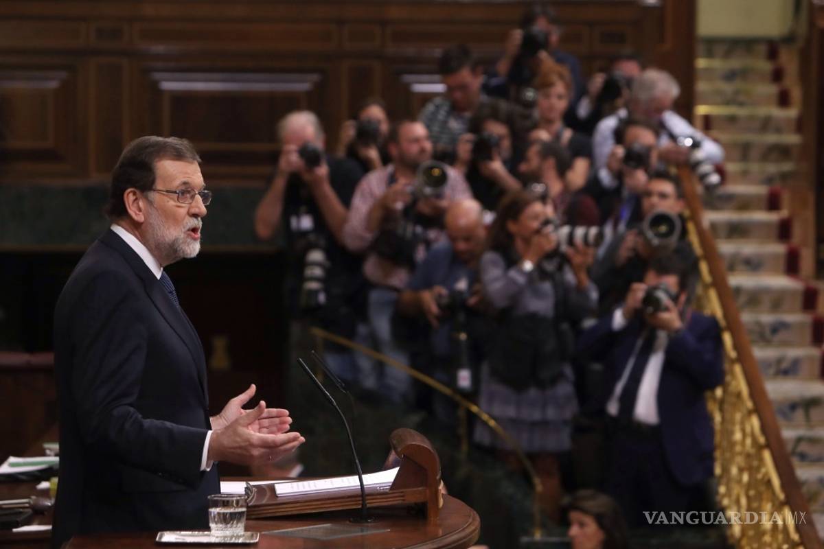 Rajoy da un ultimátum a Cataluña